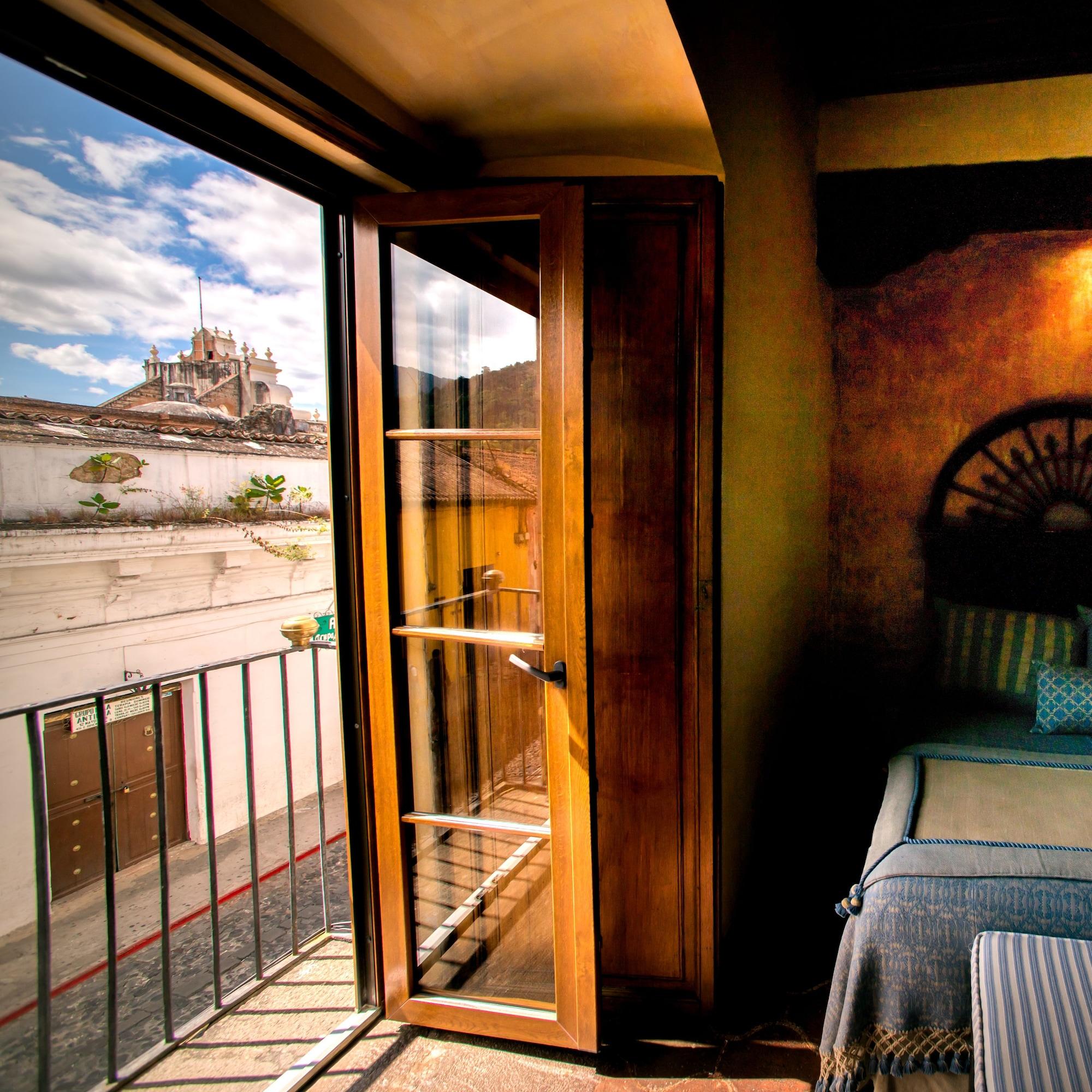 Hotel Palacio De Dona Leonor アンティグア・グアテマラ エクステリア 写真