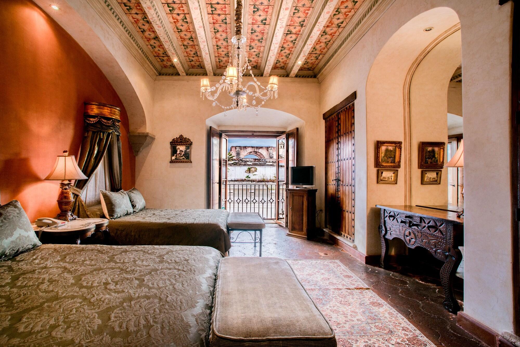 Hotel Palacio De Dona Leonor アンティグア・グアテマラ エクステリア 写真
