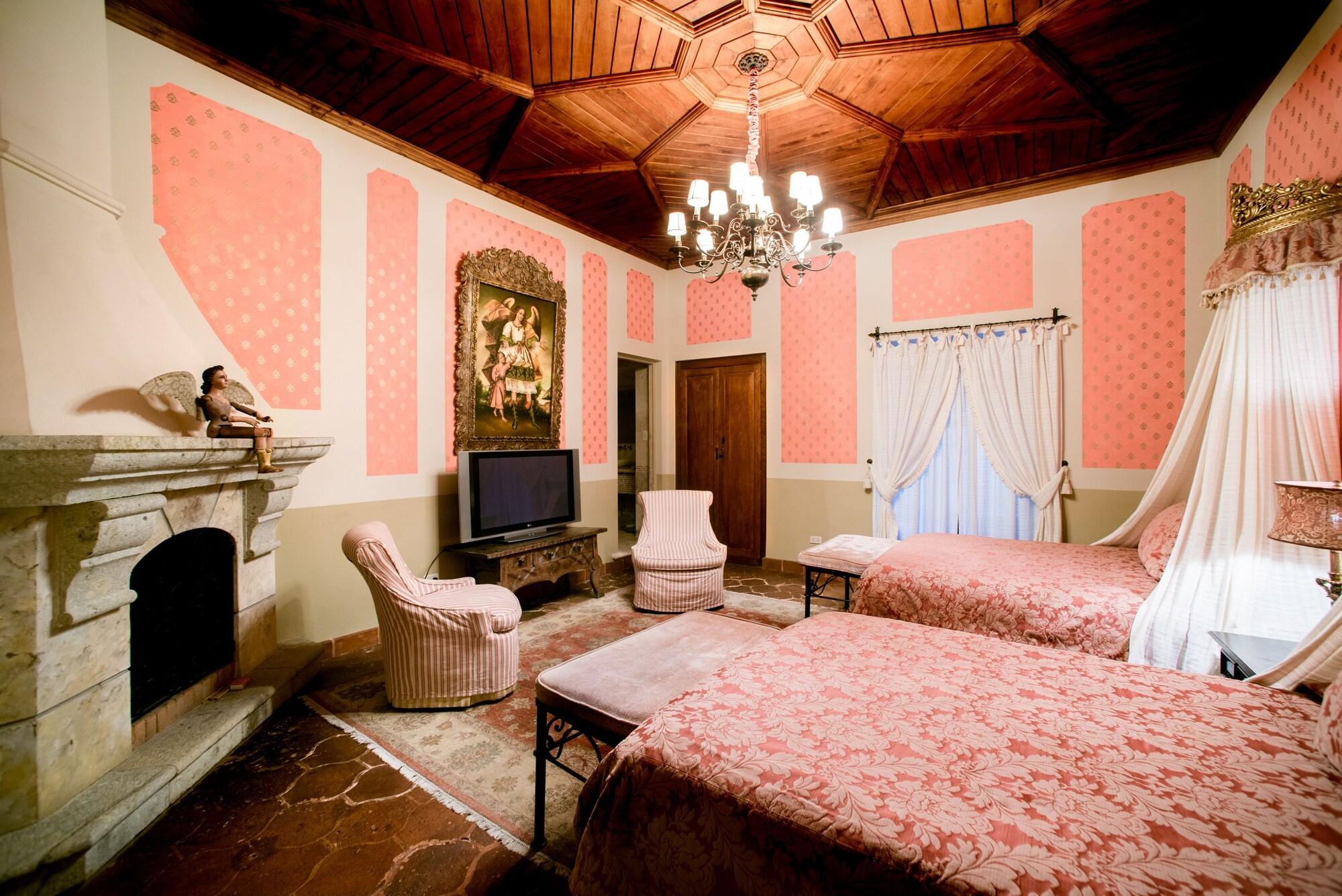 Hotel Palacio De Dona Leonor アンティグア・グアテマラ エクステリア 写真