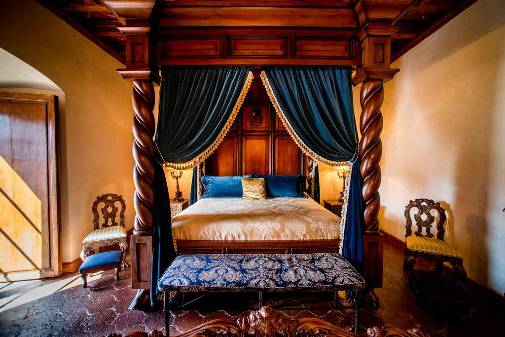 Hotel Palacio De Dona Leonor アンティグア・グアテマラ エクステリア 写真