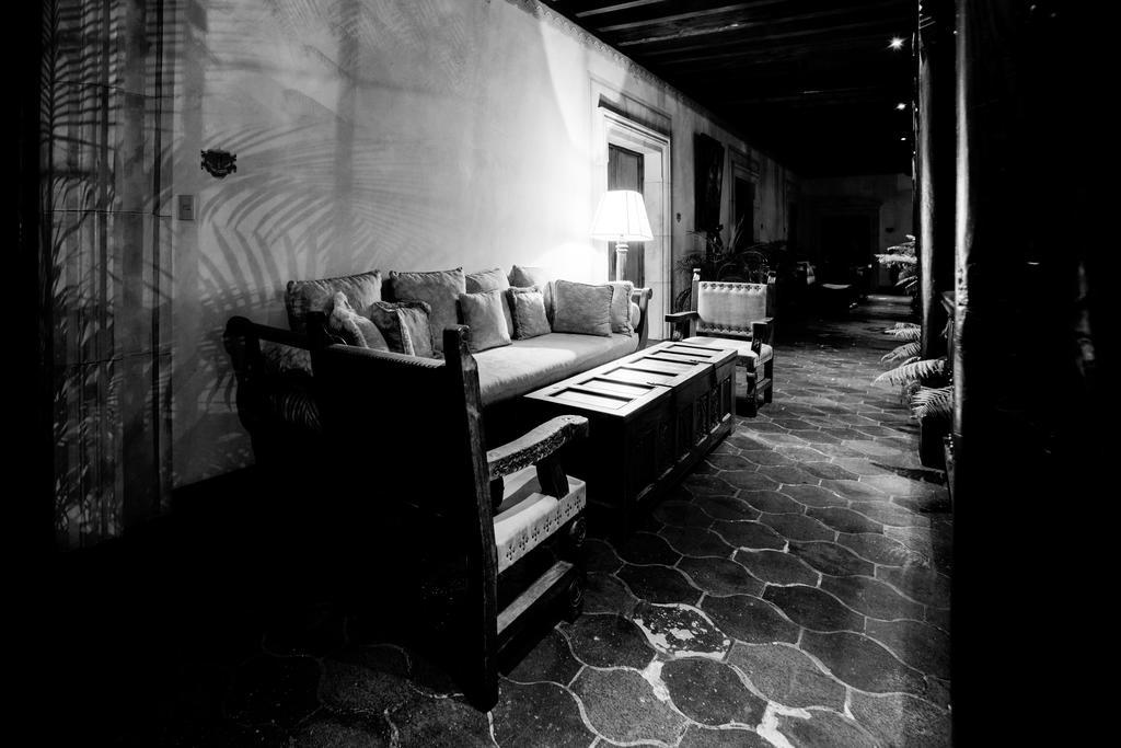 Hotel Palacio De Dona Leonor アンティグア・グアテマラ エクステリア 写真